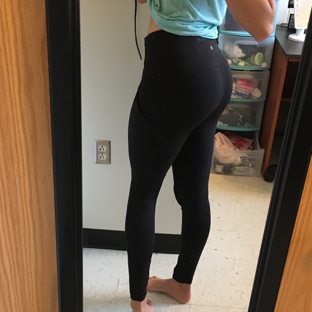 Lululemon Black Leggings with Pockets and Mesh - 8